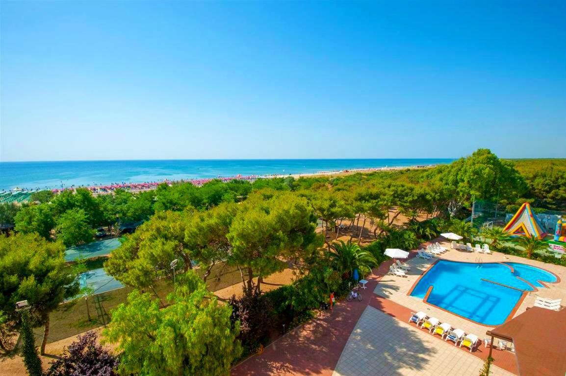Stella Maris Hotel Lido Marina di Ginosa エクステリア 写真